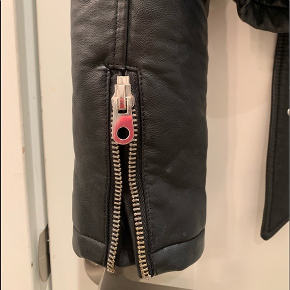 Leather jacket - Picture 6 of 10